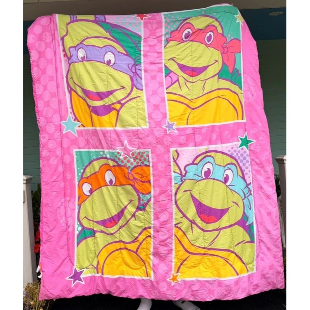 Sheets set with curtains